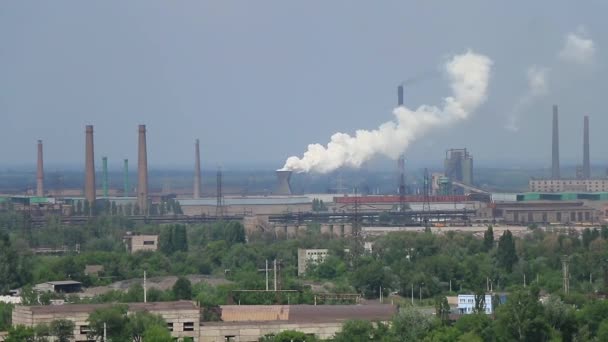 Dense Smoke Factory Chimney Kamianske Ukraine — 图库视频影像