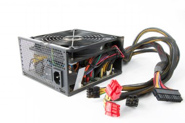 Bilgisayar Güç Aracı Ünitesi, beyaz izole bir arkaplanda