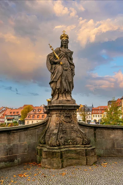 Vista Panorâmica Estátua Kunigunde Ponte Perto Câmara Municipal Bamberg Baviera — Fotografia de Stock