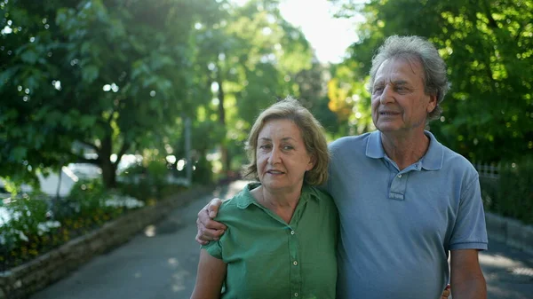Senior Couple Walking Together Older Husband Wife Afternoon Walk — Fotografia de Stock
