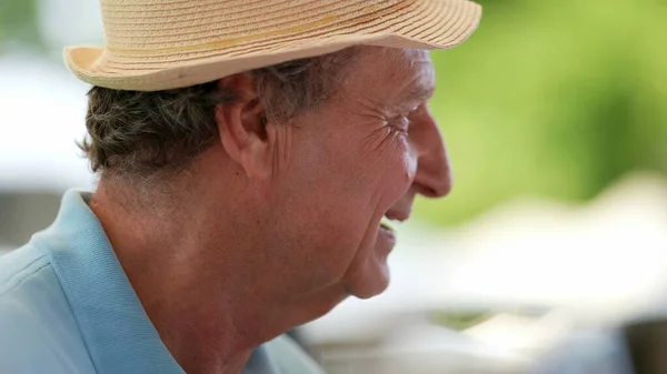 Older Man Laughing Smiling Portrait Senior Person Real Life Laugh — Fotografia de Stock