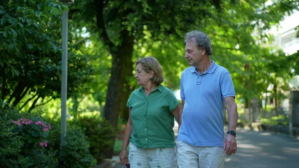 Older Couple Walking Together Senior People Relationship Day Walk — Fotografia de Stock