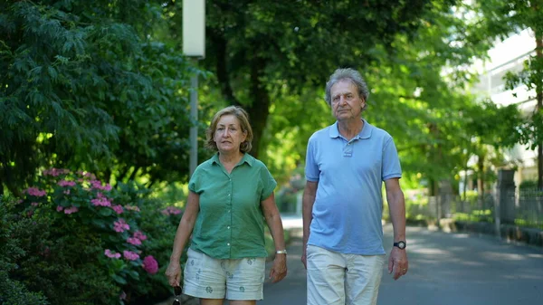 Older Couple Walking Together Senior People Relationship Day Walk — Fotografia de Stock