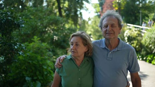 Older Couple Walking Together Senior People Relationship Day Walk — Fotografia de Stock