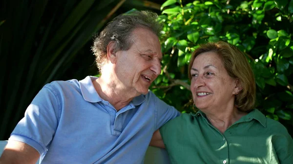 Happy Senior Couple Sitting Park Bench — Stock Photo, Image