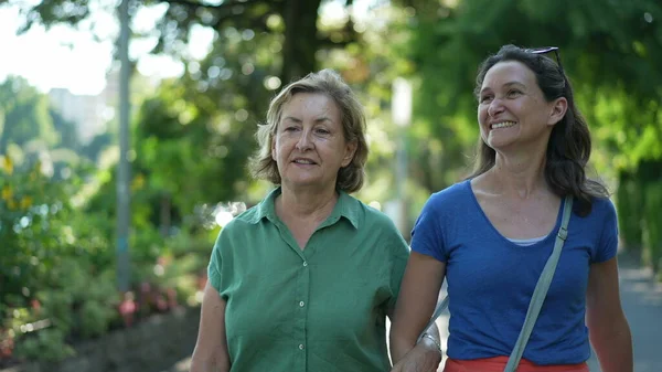 Happy Mother Adult Daughter Smiling Laughing — Fotografia de Stock