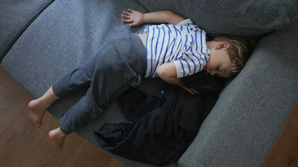Child Napping Couch Afternoon — Stock Photo, Image