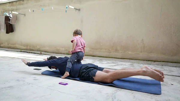 Child Exercising Father Real Life Dad Son Relationship — Stock Photo, Image