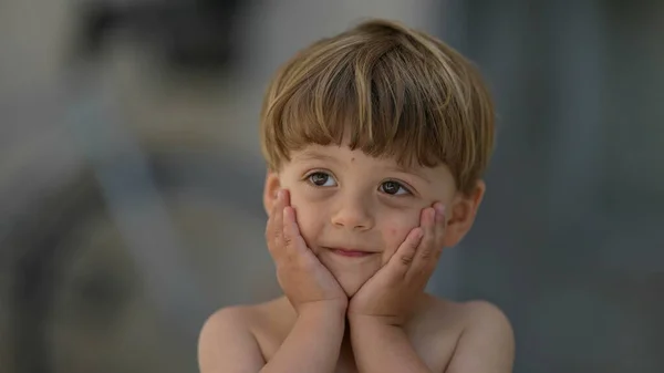 Roztomilý Chlapeček Dítě Portrét Rozkošné Dítě — Stock fotografie