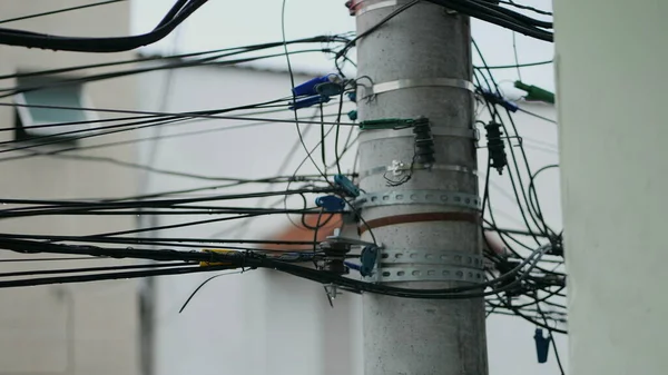 Poste Eléctrico Con Cables País Del Tercer Mundo —  Fotos de Stock