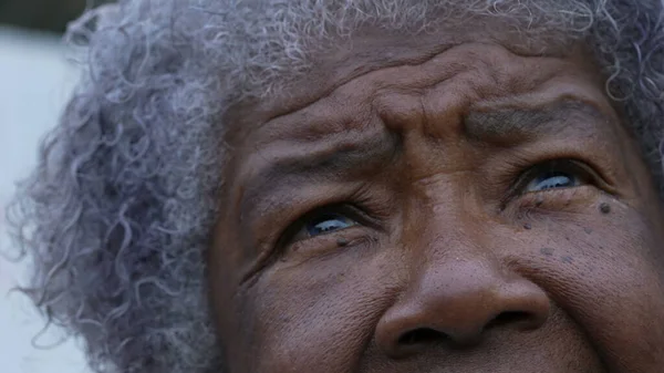 African Older Woman Looking Sky Hope Faith Macro Eyes Face — Stock Photo, Image