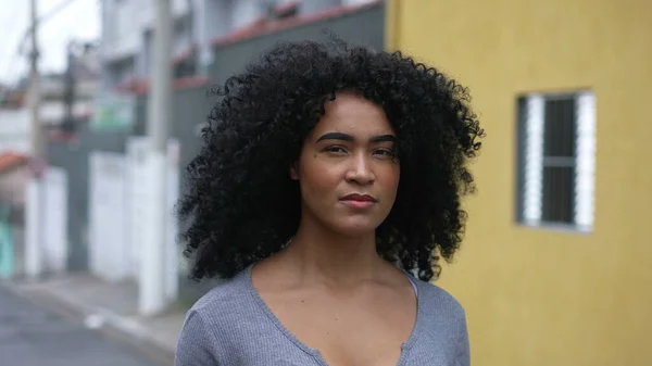 Young Woman Standing Urban Street Portrait Face Closeup — ストック写真