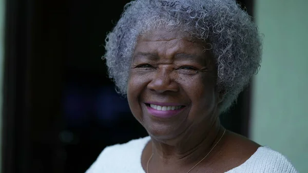 Happy Senior Black Woman Portrait Face — Stockfoto