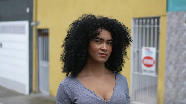 Confident Black Woman Standing Looking Camera — Stok fotoğraf