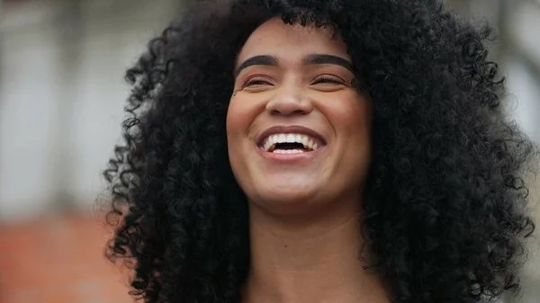 Portrait Brazilian Black Woman Face — Zdjęcie stockowe