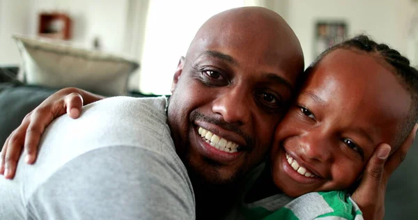 Father Son Love Affection Parent Kissing Hugging Little Boy Child — Foto Stock