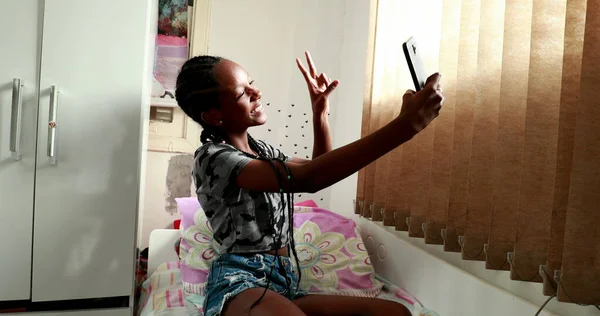 Teenager Girl Taking Selfie Adolescent Room Mixed Race Black Ethnicity — Foto Stock