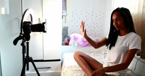 Influencer Black Teen Girl Speaking Front Camera Tripod Adolescent Girl — Foto Stock