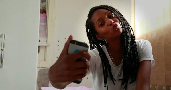 Black Girl Taking Selfie Phone Mixed Race Teen Adolescent Girl — 图库照片