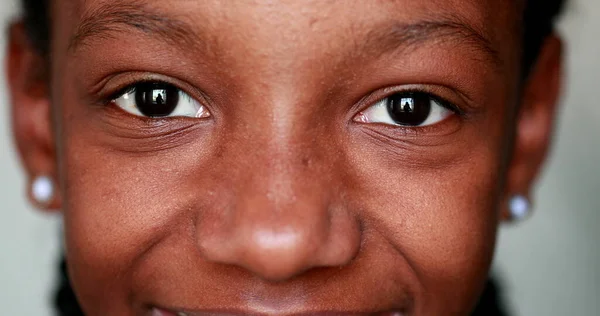 Black African Girl Eyes Smiling Camera Macro Close — 图库照片