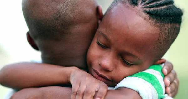 Son Hugging Father African Kid Embracing Dad Candid Authentic Love — 스톡 사진