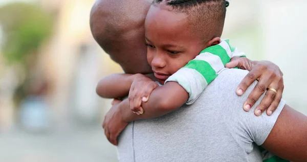 Child Hugging Father Back Son Dad Bonding Together Family Love — Foto Stock