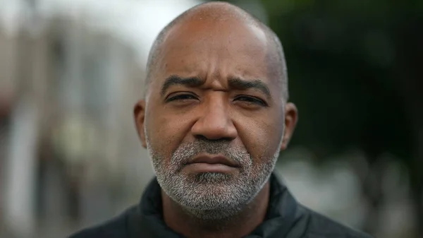 Portrait Serious Senior Black Man Standing Street Looking Camera — Foto de Stock