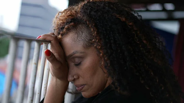 Tired Black Woman Eyes Closed Thinking — Stock Photo, Image