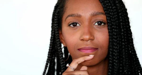 Adolescent Noir Africaine Fille Portrait Gros Plan Visage Regardant Caméra — Photo