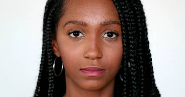 Portrait Black African Teen Girl Looking Camera Close Face — ストック写真