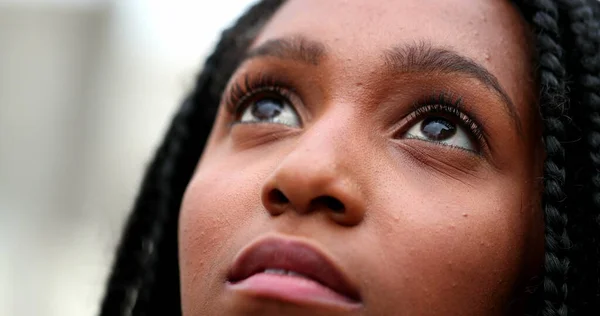 African Teen Black Girl Close Eyes Looking Sky Hope Faith — Stockfoto