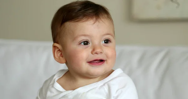 Słodkie Dziecko Chłopiec Portret Twarz Uśmiechnięta Urocze Piękne Słodkie Dziecko — Zdjęcie stockowe