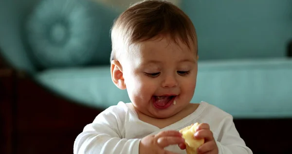 Cute Happy Baby Eating Apple Fruit Snack Infant Smiling Laughing — ストック写真