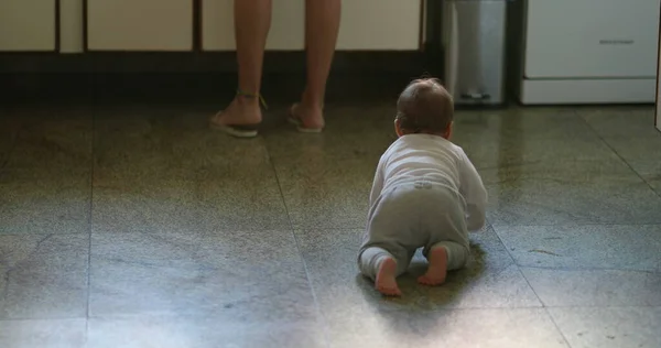 Cute Baby Infant Crawling Kitchen Floor Home — Fotografia de Stock