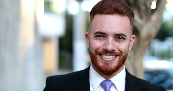 Handsome Executive Business Man Smiling Camera Irish Redhead Looking Male — Zdjęcie stockowe