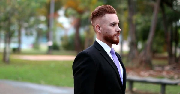 Man Wearing Suit Standing Park Irish Ginger Executive Person Outdoors — Fotografia de Stock