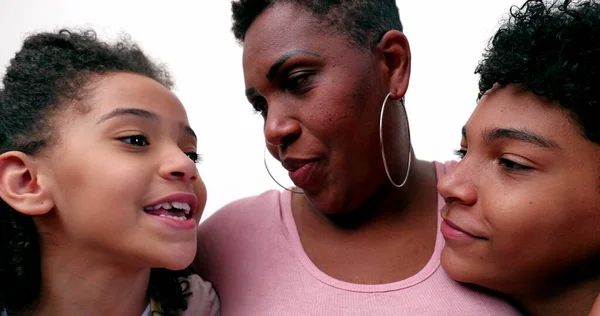 Black Mother Talking Daughter Education Concept — 스톡 사진