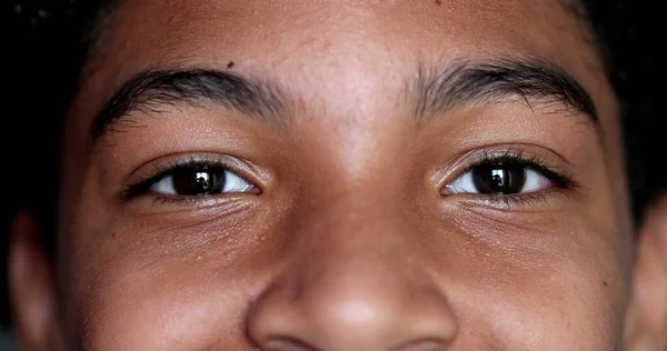 Child Staring Camera Macro Close Kid Face Eyes African Descent — Photo