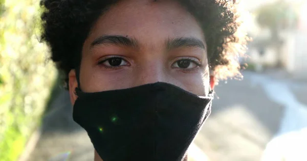 Young Boy Wearing Covid Face Mask Street — Stockfoto