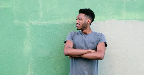 Young Black Man Standing Crossing Arms Leaning Wall Looking Camera — Fotografia de Stock