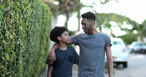 Two Brothers Walking Together Sidewalk Black Brother Giving Advice Younger — 스톡 사진