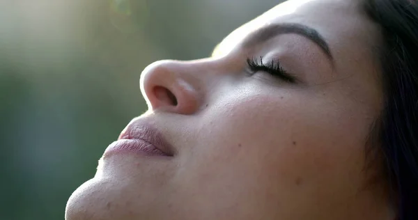 Contemplative Young Woman Eyes Closed Meditation — Stock fotografie