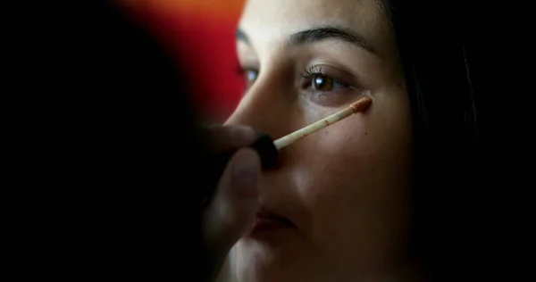 Portrait Woman Face Applying Make — Stock Photo, Image