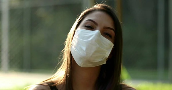 Woman Wearing Surgical Mask Person Portrait Wearing Face Mask — Stok Foto