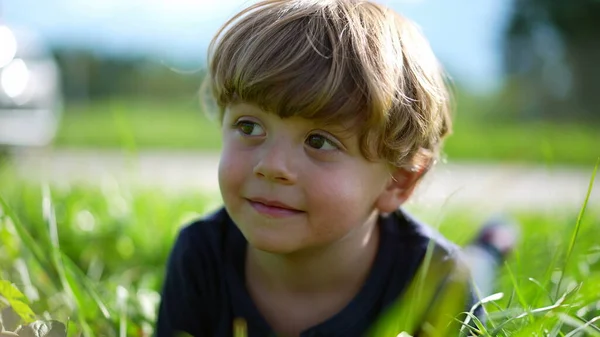 Little Boy Grass Portrait Cute Little Child — Stockfoto