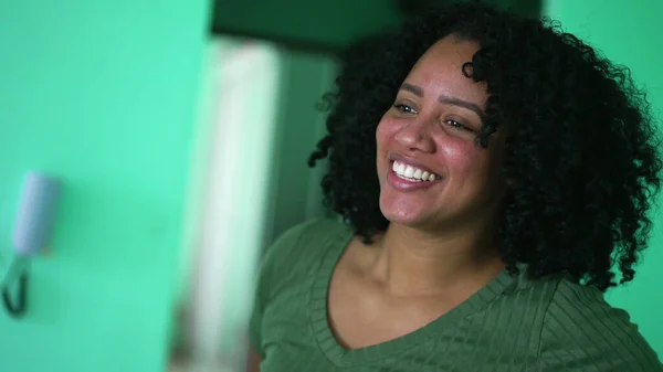 One Happy Black Woman Spontaneous Laugh Smile — Zdjęcie stockowe