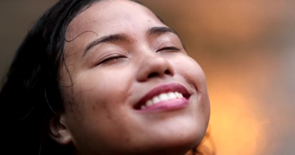 Joyful Smiling Hispanic Woman Face Rain — Stockvideo