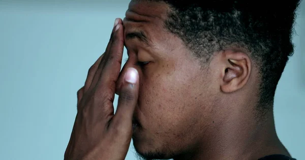 Profile Young Black Male Touching Face Hand — Stock Photo, Image