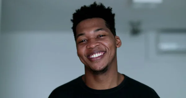 Charismatic Young African Black Man Smiling — Stok fotoğraf