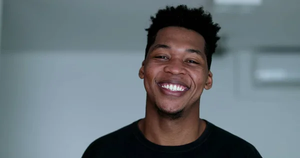 Charismatic Young African Black Man Smiling — Stock Photo, Image